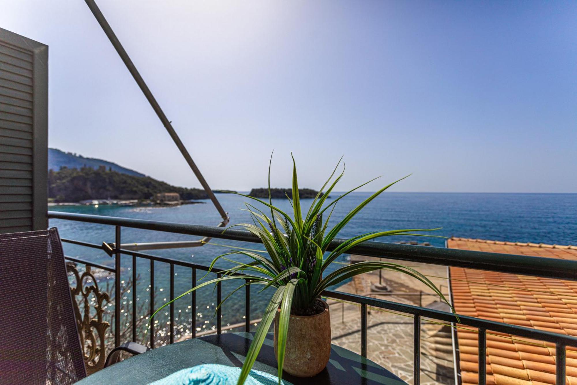 Aparthotel Marina Kardamyli Exterior foto