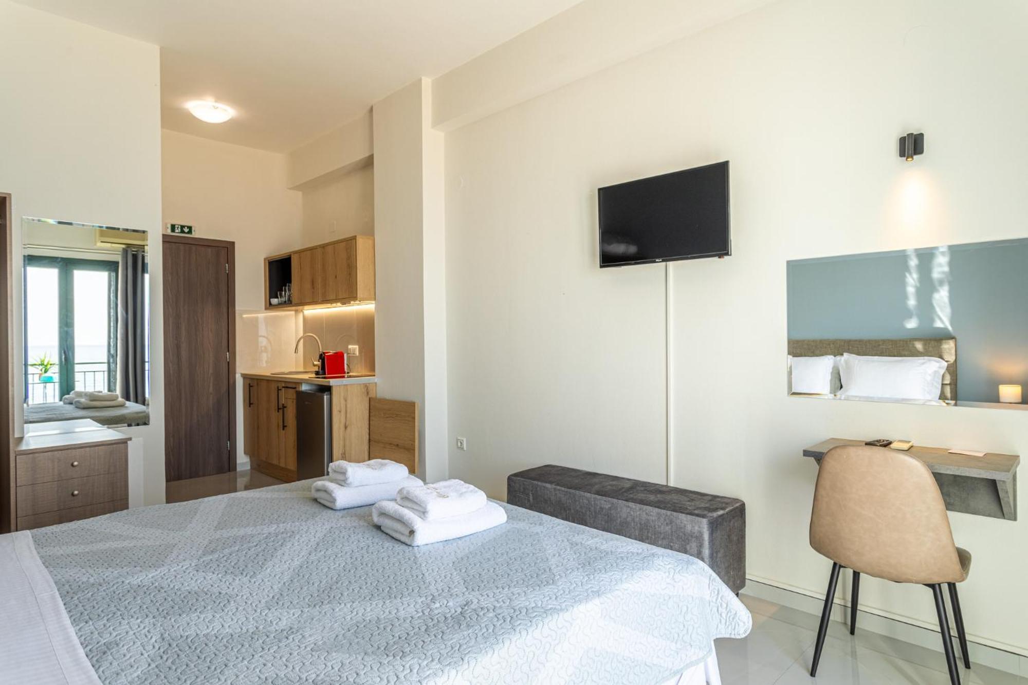 Aparthotel Marina Kardamyli Exterior foto